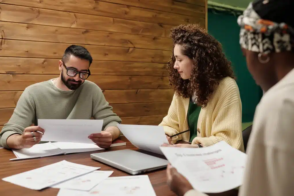 İşverenin iş için yapılan harcamaları karşılama yükümlülüğü